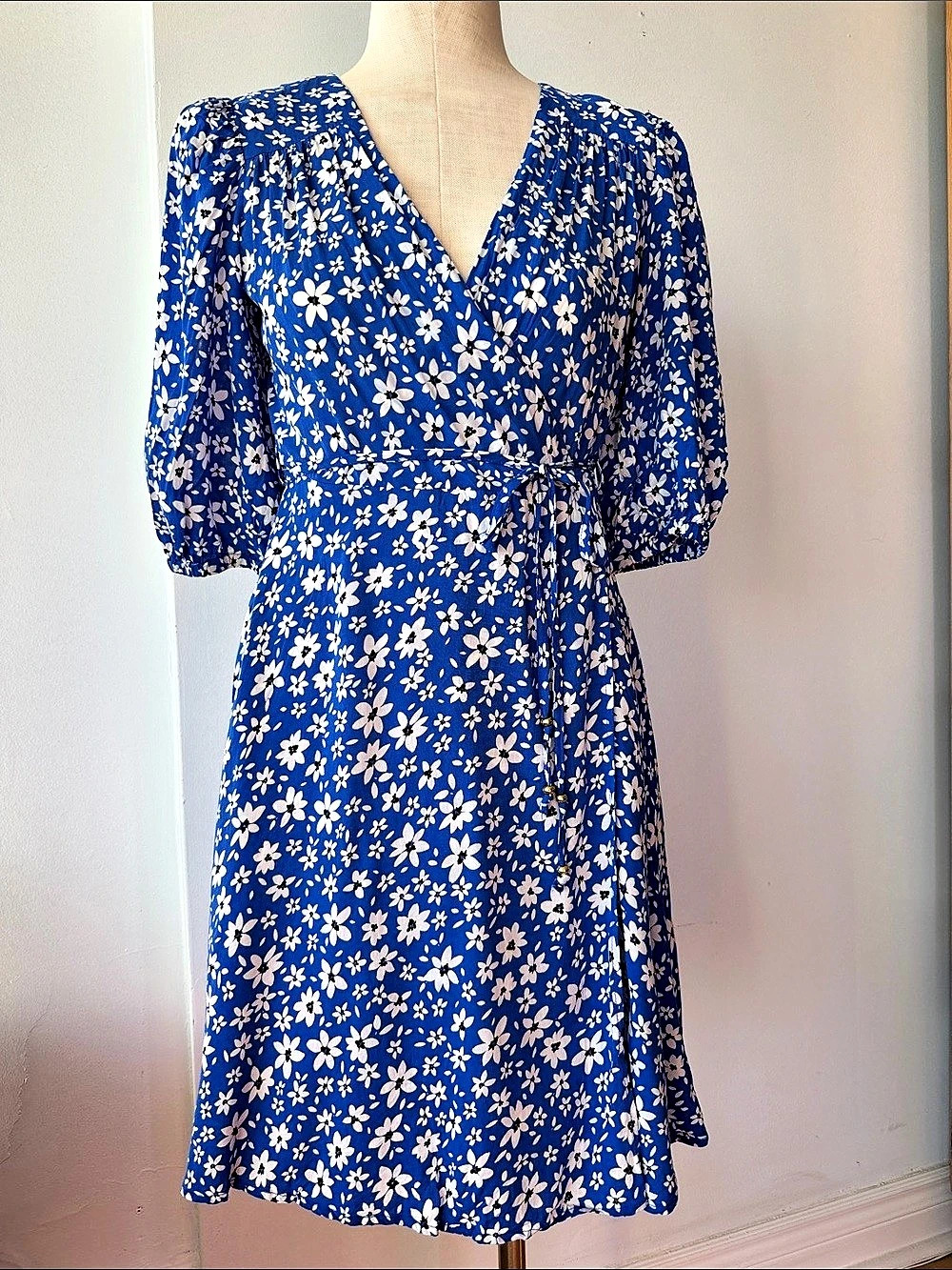 Calvin Klein Floral Wrap style Dress Size 8